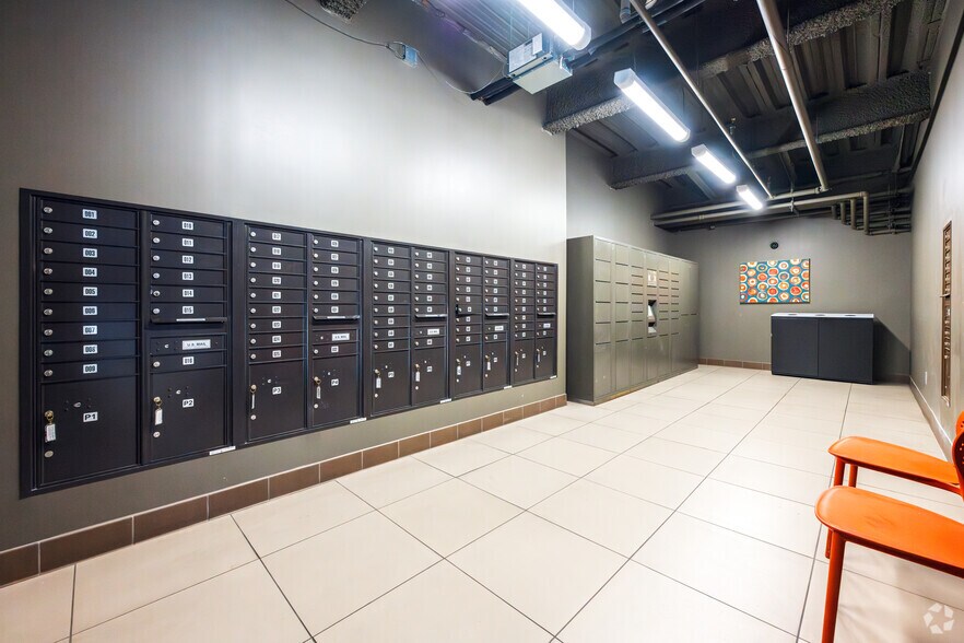 More Photos Of 1 Central Ave NW, Albuquerque Apartments For Sale