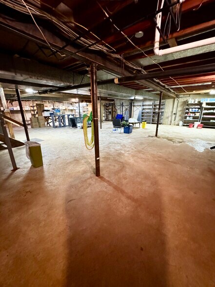 More Photos Of 701 N Teal Lake Ave, Negaunee Office For Sale