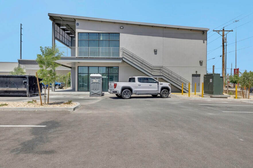 More Photos Of 11680 Montana Ave, El Paso Coworking Space