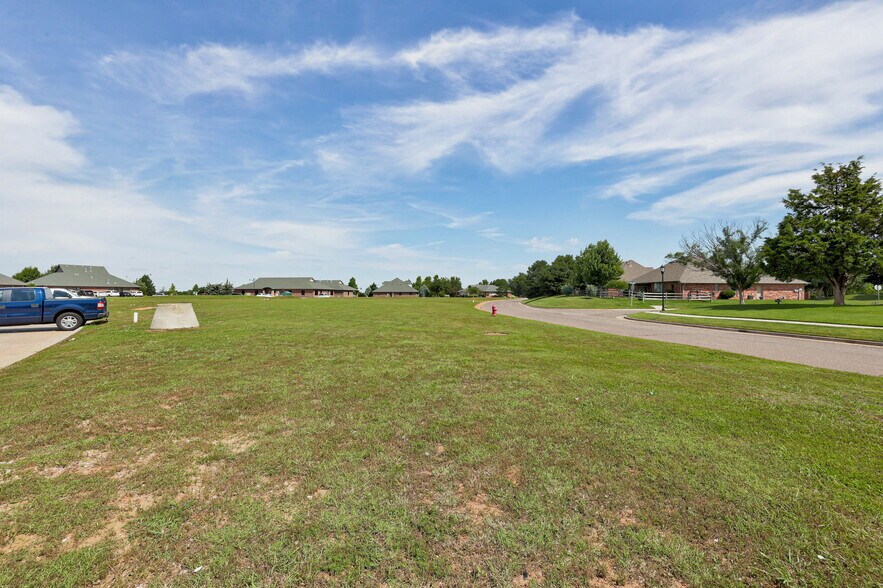 More Photos Of 2868 N Kelly Ave, Edmond Land For Sale