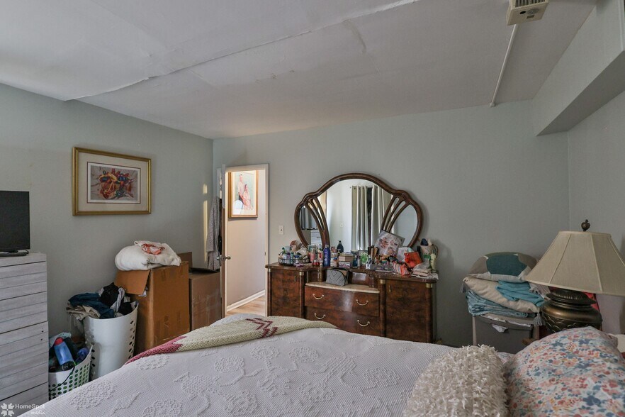 More Photos Of 902 W Wilkes Barre St, Easton Apartments For Sale