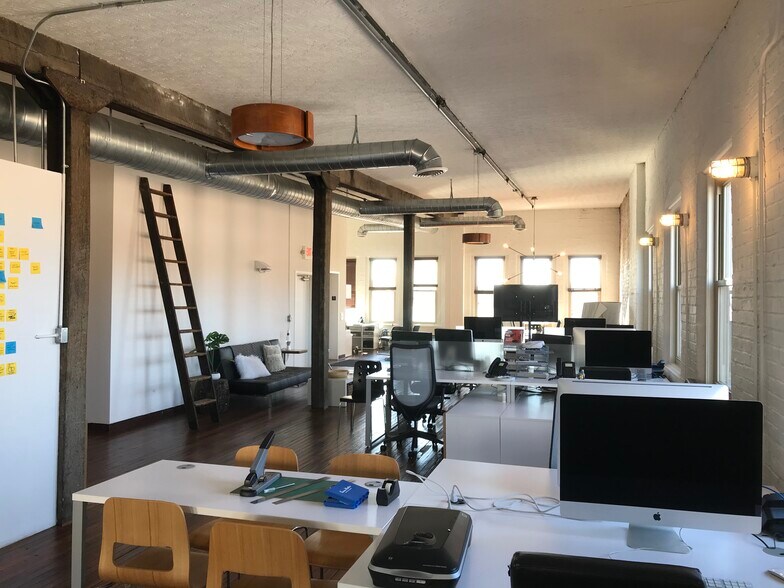 More Photos Of 1008 Race St, Cincinnati Office Residential For Sale