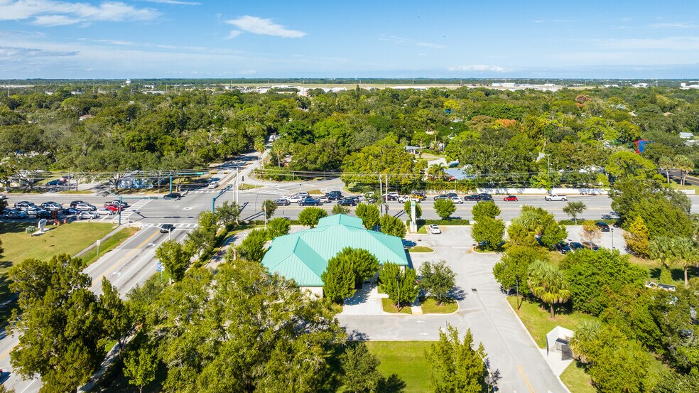 More Photos Of 2651 20th St, Vero Beach Medical For Sale