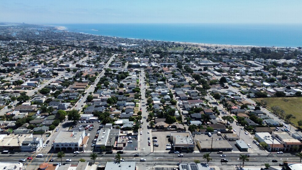 More Photos Of 1876 E Main St, Ventura Freestanding For Sale