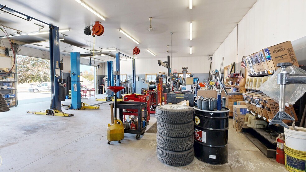 More Photos Of 48 S Main St, Andover Auto Repair For Sale
