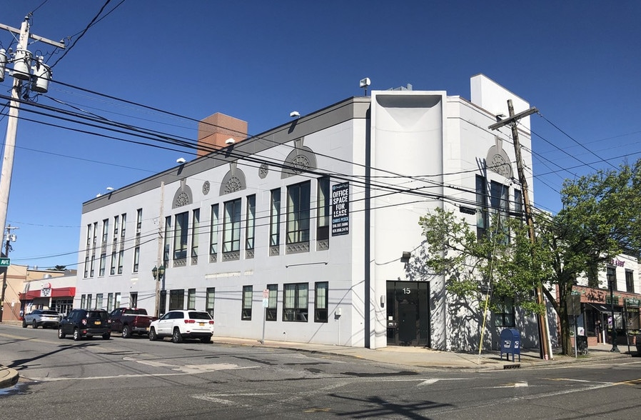 15 Merrick Ave, Merrick, NY 11566 Medical Office For Lease