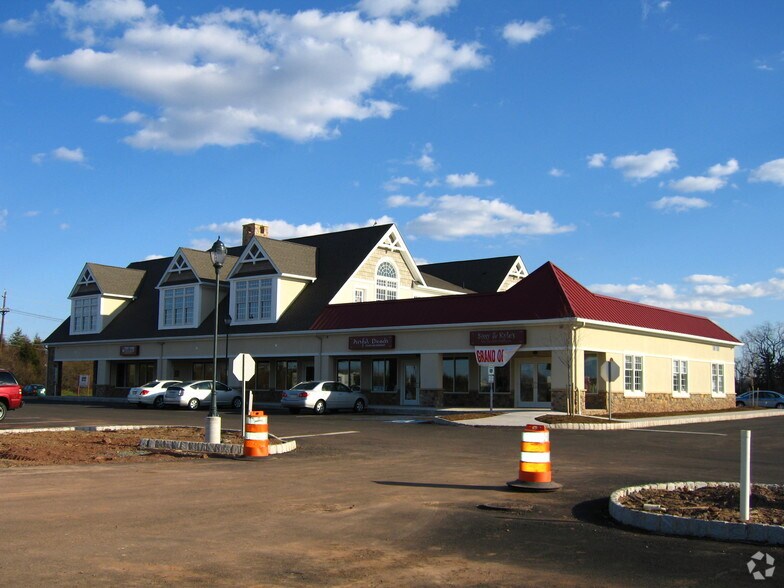 Primary Photo Of 7 Tree Farm Rd, Pennington Freestanding For Lease