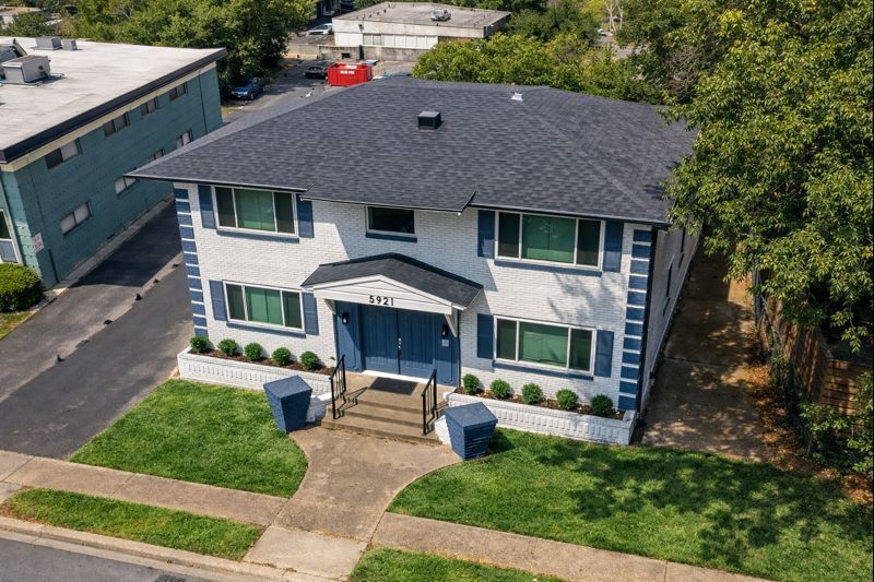 Primary Photo Of 5921 Gaston Ave, Dallas Apartments For Sale