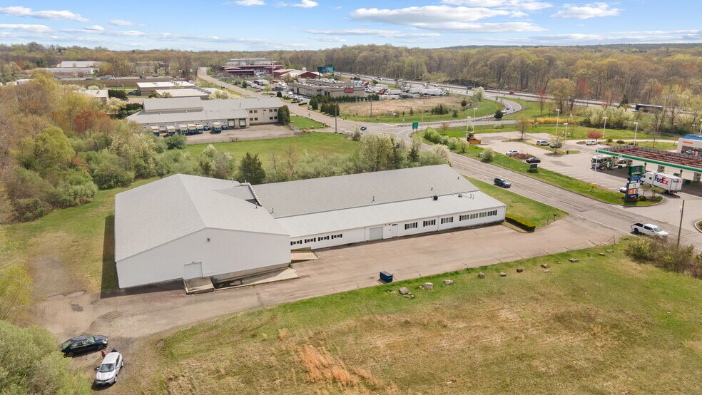 More Photos Of 16 E Industrial Rd, Branford Warehouse For Lease