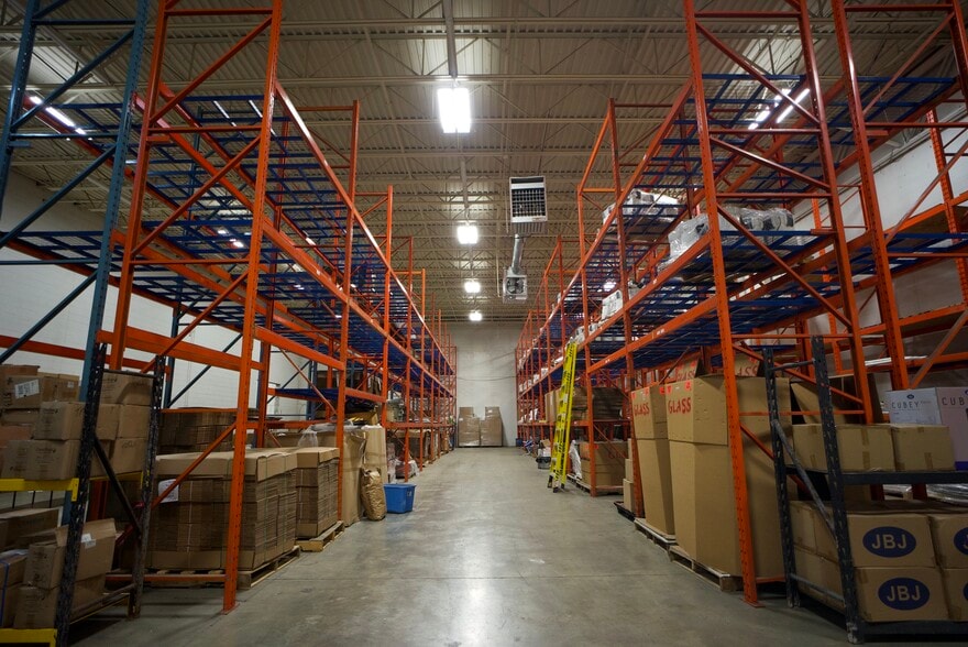 More Photos Of 6352 Airway Dr, Indianapolis Manufacturing For Sale