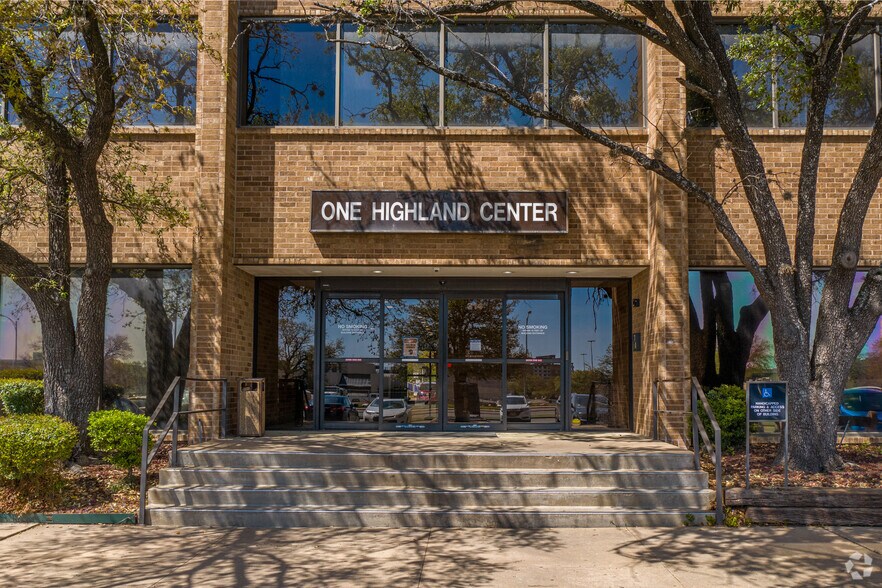 More Photos Of 314 E Highland Mall Blvd, Austin Office For Lease