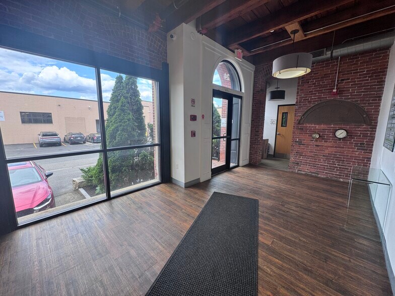 More Photos Of 24 Roland St, Charlestown Loft Creative Space For Lease