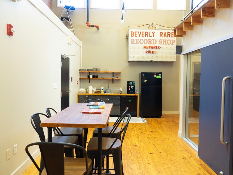 More Photos Of 213 Fayetteville St, Raleigh Office For Lease