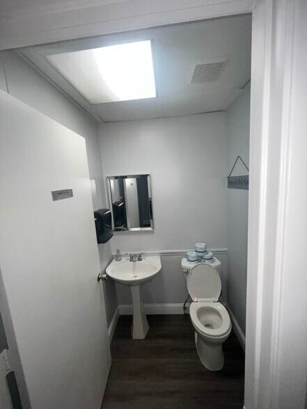 More Photos Of 5001 Rowlett Rd, Rowlett Medical For Lease