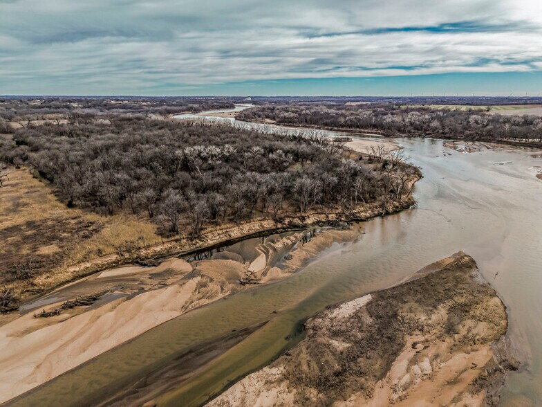 More Photos Of 79+/- Acres on 272nd Rd. Rd @ 41st Rd, Arkansas City Land For Sale