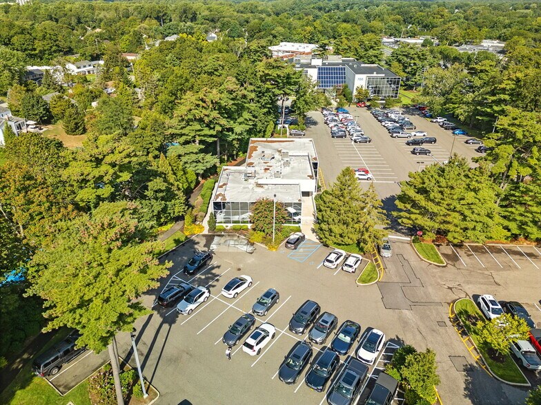 More Photos Of 700 Veterans Memorial Hwy, Hauppauge Unknown For Lease