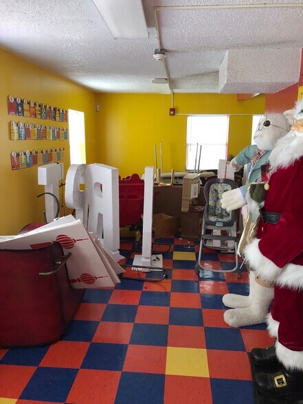 More Photos Of 1230 N Pine Hills Rd, Orlando Daycare Center For Sale