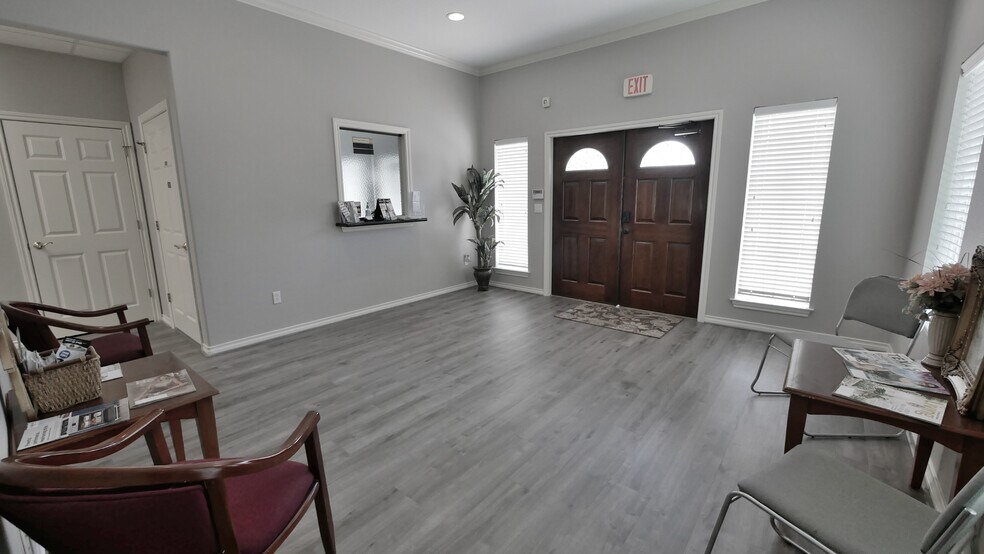 More Photos Of 21230 Kingsland Blvd, Katy Loft Creative Space For Lease