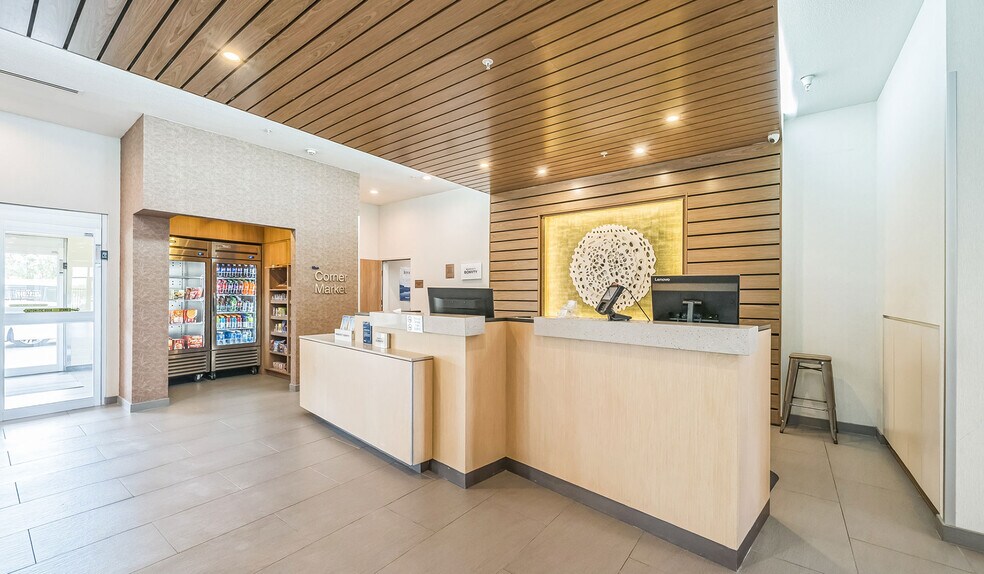 More Photos Of 409 N Clark Rd, Cedar Hill Hotel For Sale