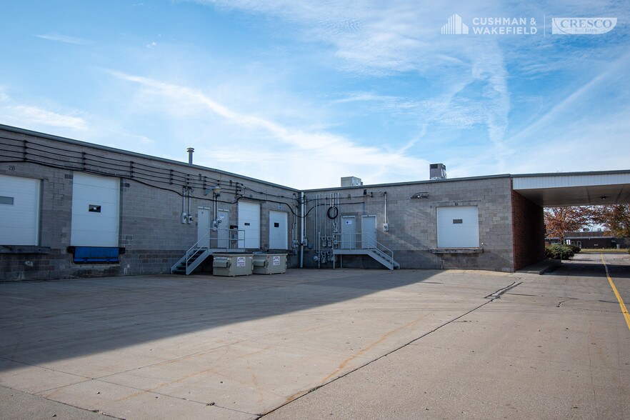 More Photos Of 10-54 Alpha Park, Highland Heights Unknown For Lease