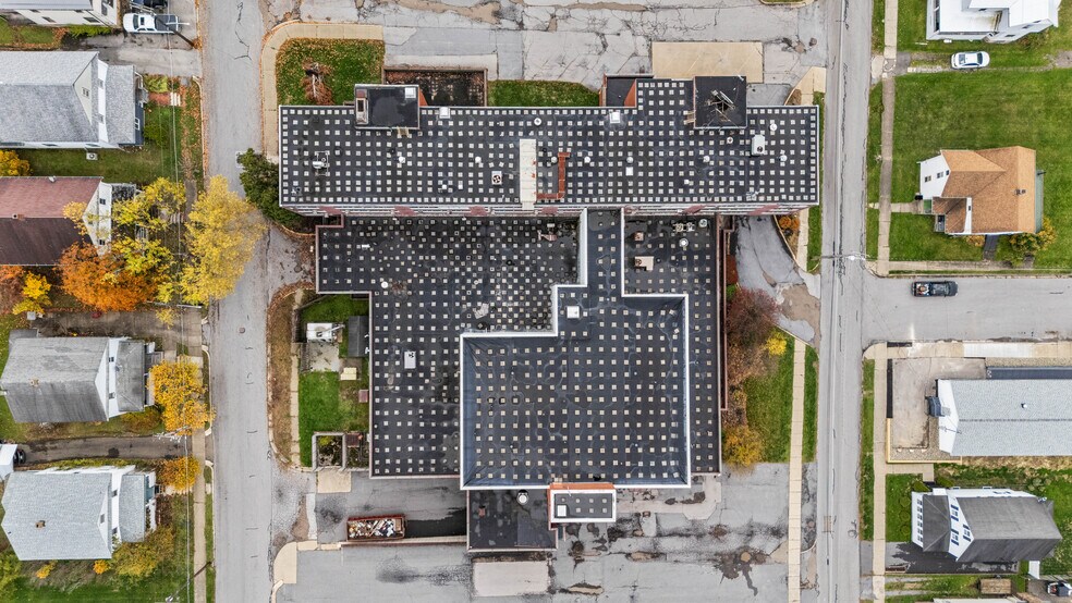 More Photos Of 94 Hospital St, Ridgway Specialty For Sale