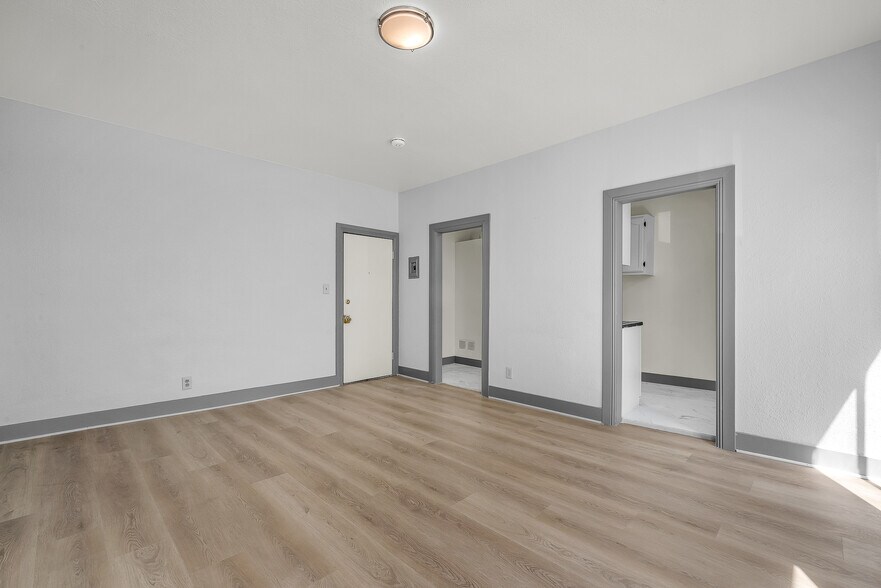 More Photos Of 123 S Westmoreland Ave, Los Angeles Apartments For Sale
