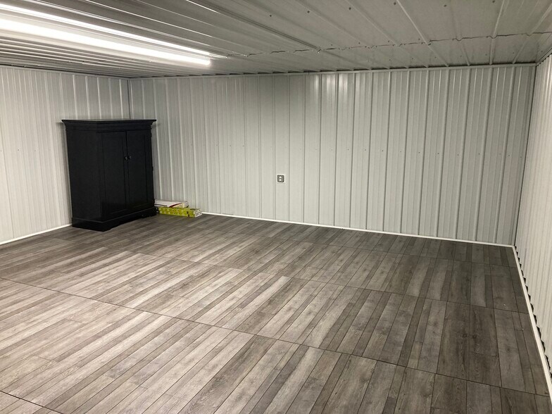More Photos Of 7754 S State Route 73, Wilmington Flex For Lease