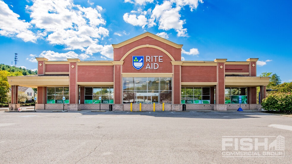 More Photos Of 24 East Ave, Wellsboro Drugstore For Sale