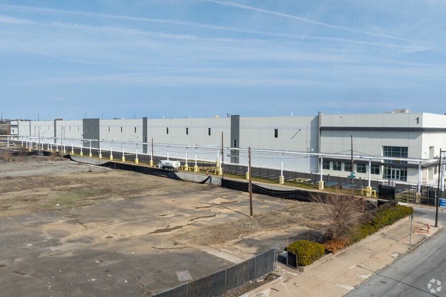 More Photos Of 5000 Richmond St, Philadelphia Distribution For Lease