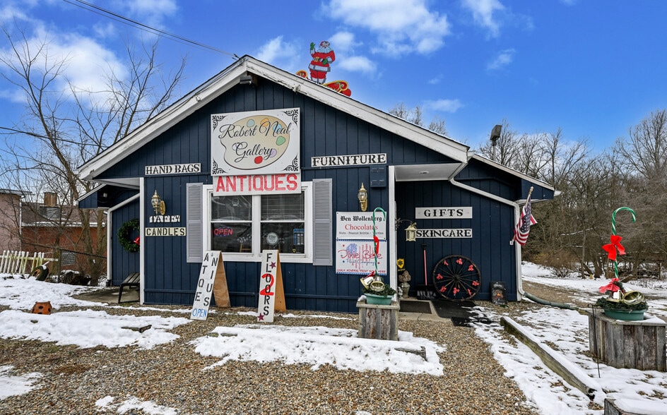 More Photos Of 3120 Wadsworth Rd, Norton Storefront Retail Office For Sale