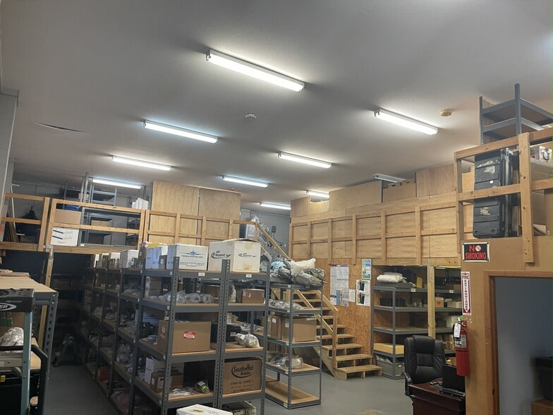 More Photos Of 2091 Dobbs Rd, Saint Augustine Flex For Lease