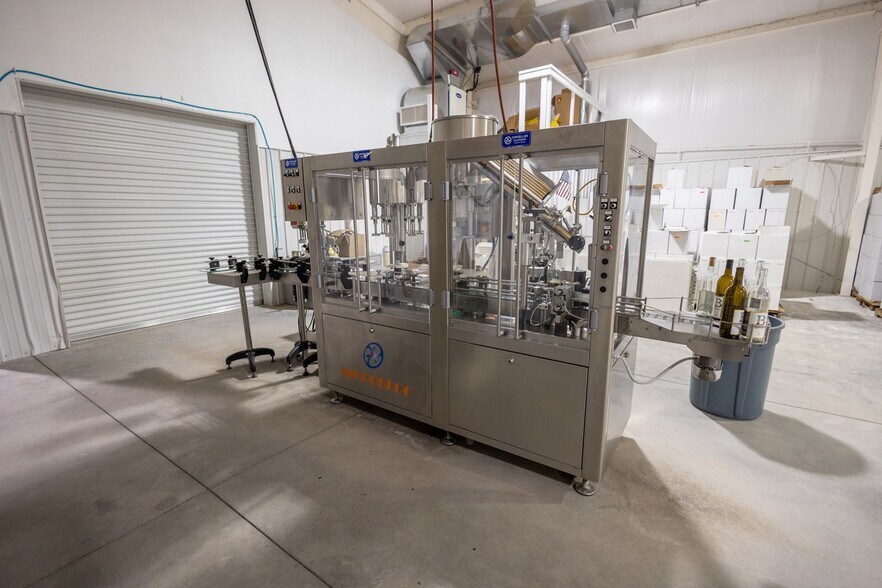 More Photos Of 53582 Falcon Rd, Olathe Winery Vineyard For Sale