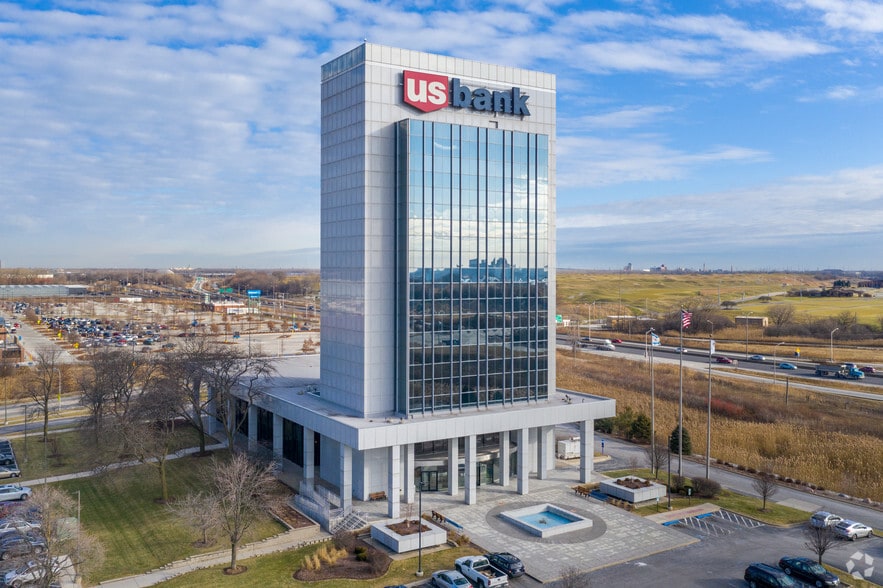 More Photos Of 1000 E 111th St, Chicago Office For Lease