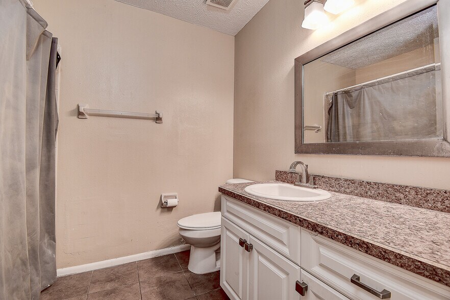 More Photos Of 11425 Sun Rd, Dade City Healthcare For Sale