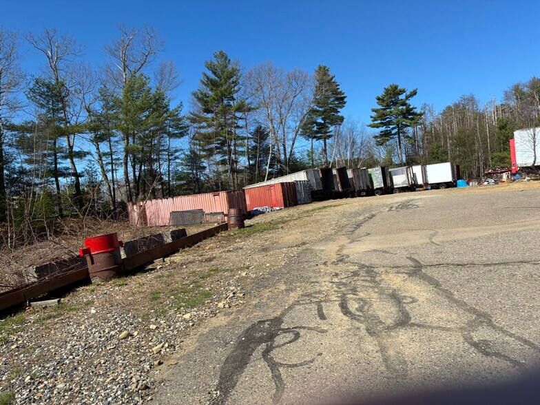 More Photos Of 185 Lafayette Rd, North Hampton Warehouse For Lease