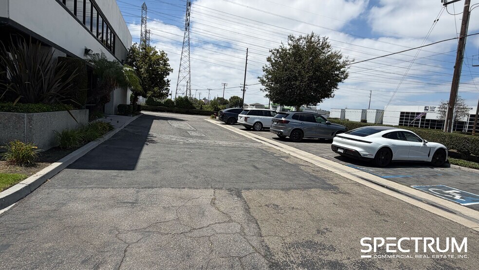 More Photos Of 1575 N Main St, Orange Warehouse For Sale