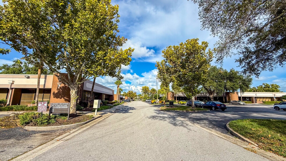 More Photos Of 13830 N 58th St, Clearwater Unknown For Lease