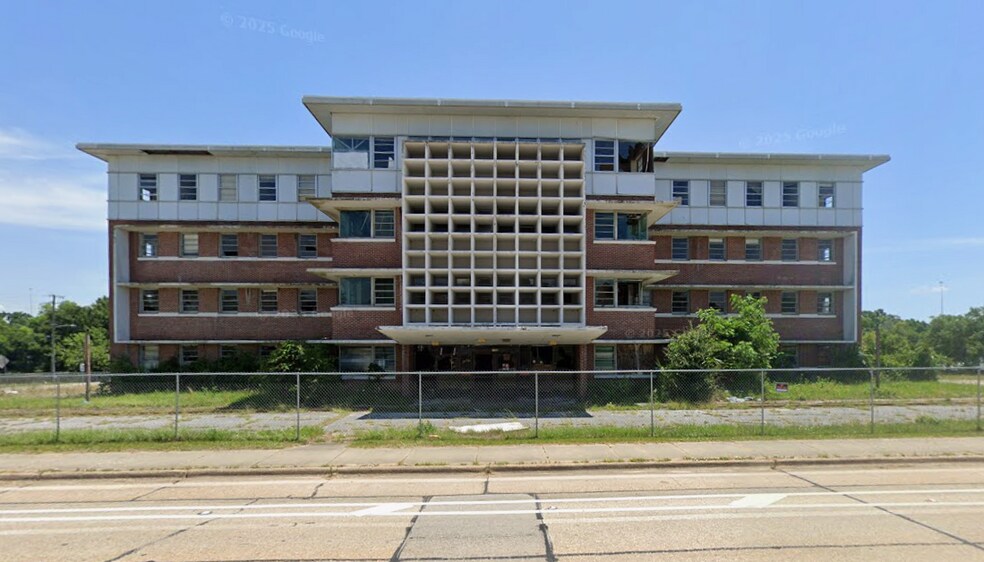 More Photos Of 1750 N Palafox St, Pensacola Land For Sale