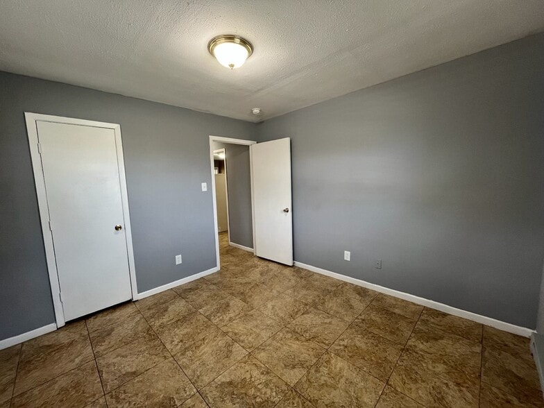 More Photos Of , Houston Multifamily For Sale