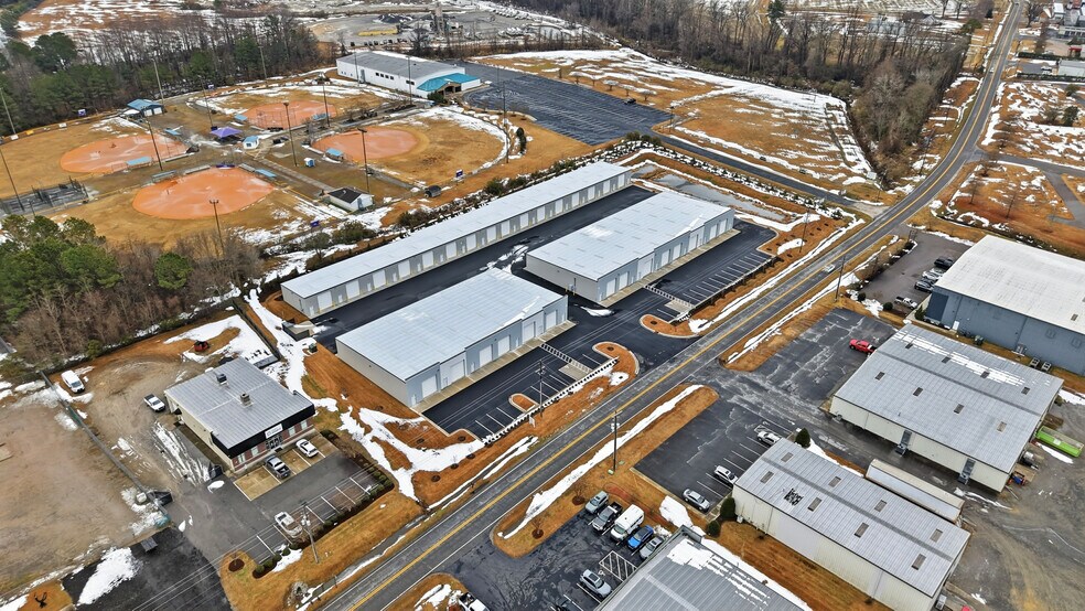 More Photos Of 4771 Reedy Branch Rd, Winterville Warehouse For Lease
