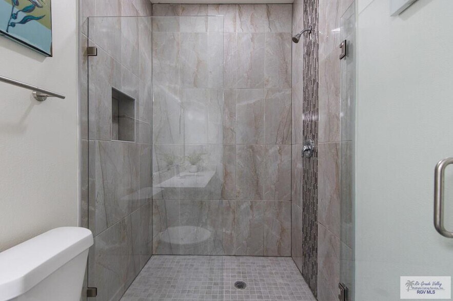 More Photos Of 116 E Cora Lee Dr, South Padre Island Apartments For Sale