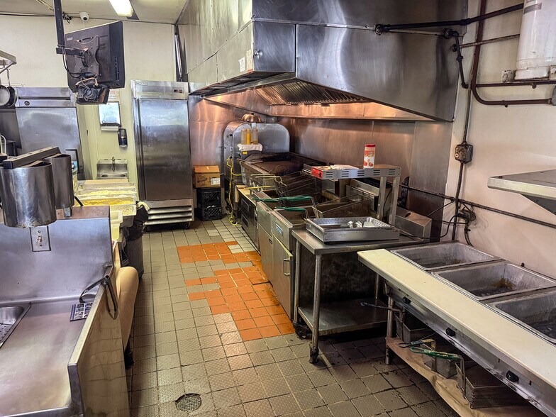 More Photos Of 3000 Elysian Fields Ave, New Orleans Storefront Retail Residential For Sale