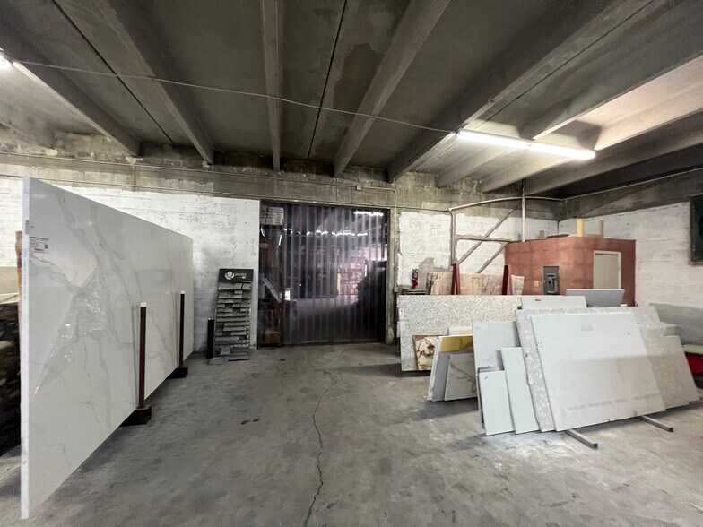 More Photos Of 420 NE 3rd St, Boynton Beach Manufacturing For Lease