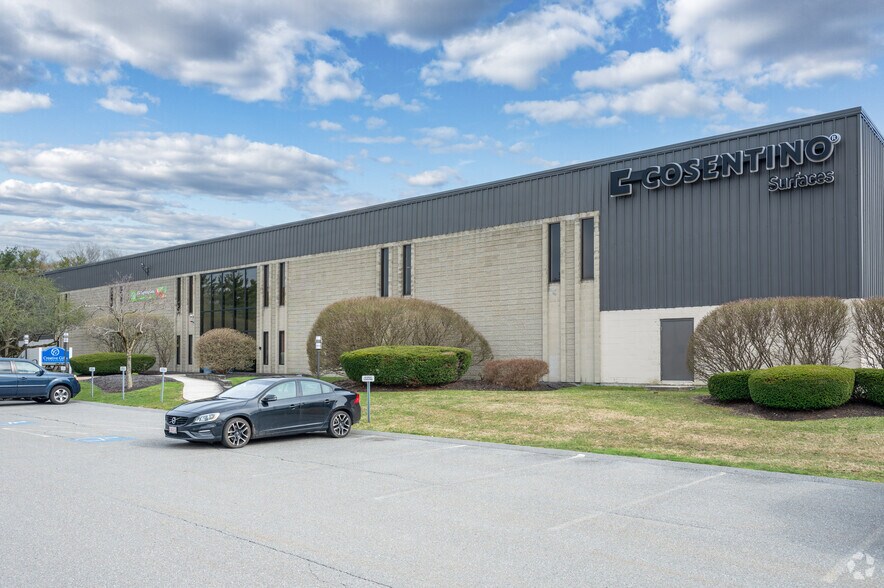 More Photos Of 120-122 Shawmut Rd, Canton Manufacturing For Lease