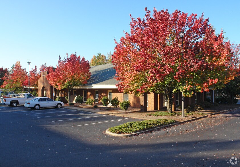 Primary Photo Of 1345 Hembree Rd, Roswell Medical For Sale