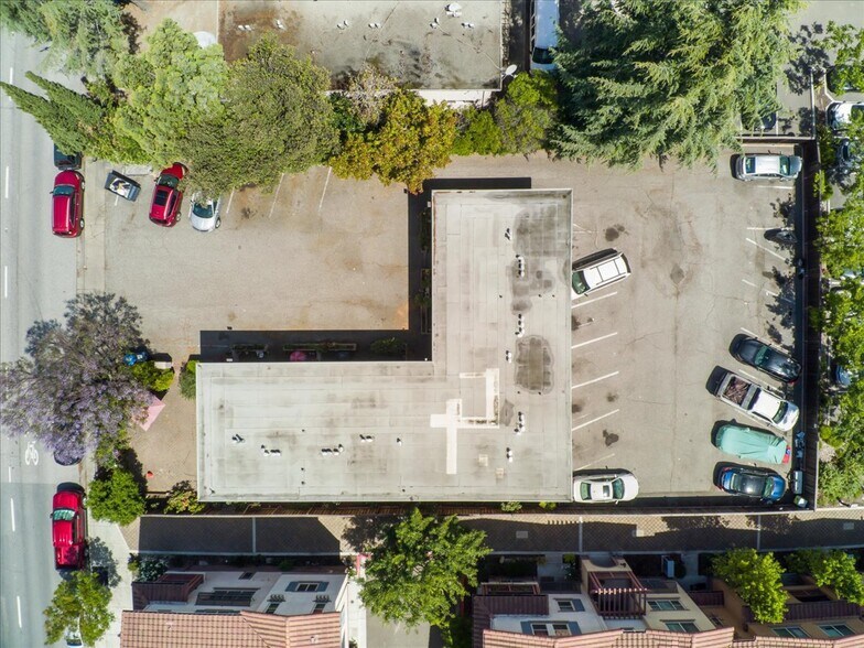 More Photos Of 370 N Fairoaks Ave, Sunnyvale Apartments For Sale