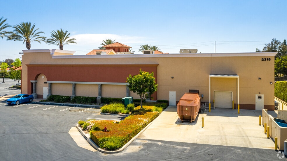 More Photos Of 2315-2595 E Imperial Hwy, Brea Unknown For Lease