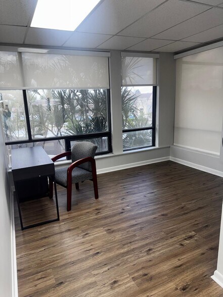 More Photos Of 9690 W Sample Rd, Coral Springs Medical For Lease