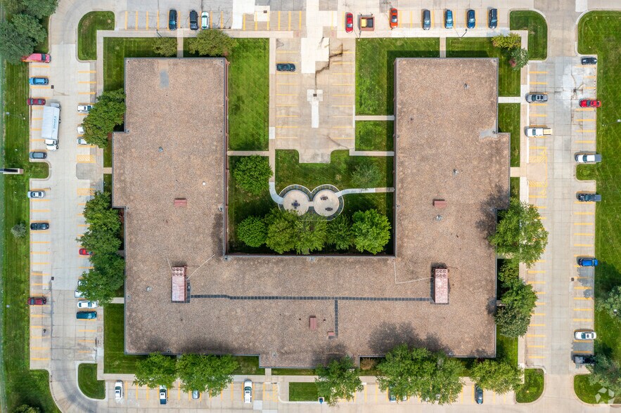 More Photos Of 6901-6965 Vista Dr, West Des Moines Office For Lease