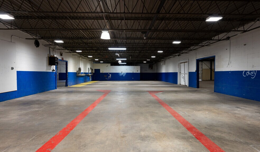 More Photos Of 1941 Haw River Hopedale Rd, Burlington Warehouse For Sale